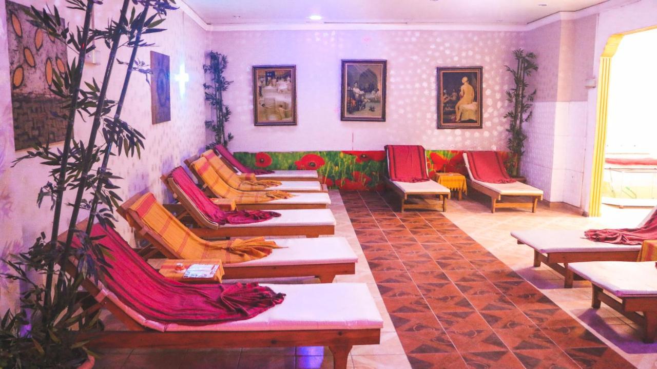 Alessia Hotel Hotel & Spa Side Exterior foto