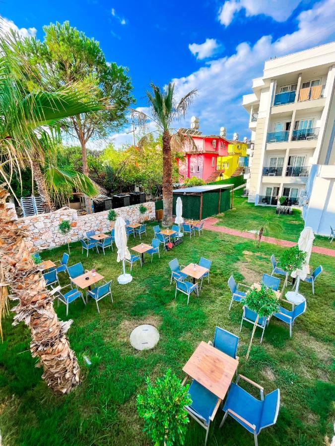 Alessia Hotel Hotel & Spa Side Exterior foto